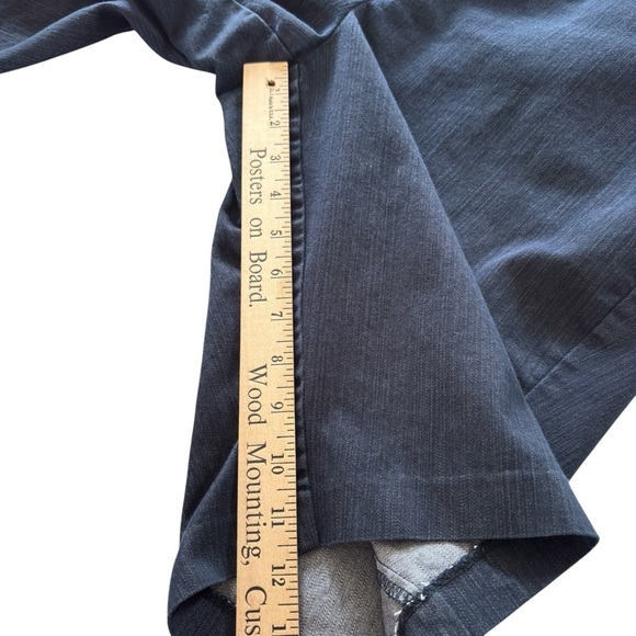 7th Ave New York & Co. Sz 14 Stretch Denim Dressy Shorts Jean Bermuda Dark Wash - Picture 8 of 13